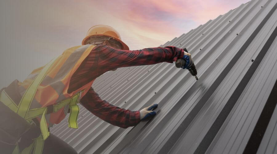 Professional residential roofers in Columbus City, IA